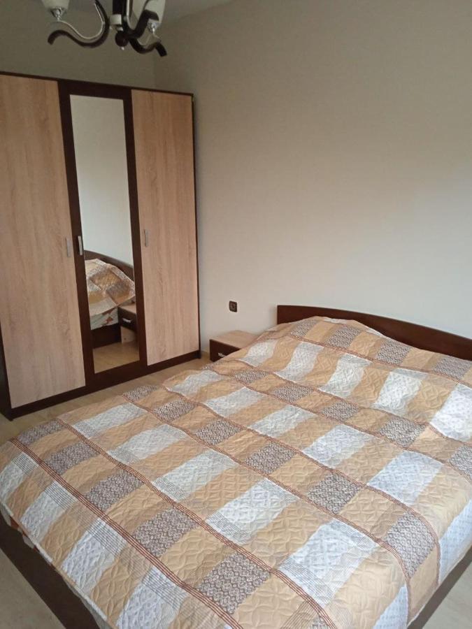 Джессика Апартмент Veliko Tarnovo Eksteriør billede