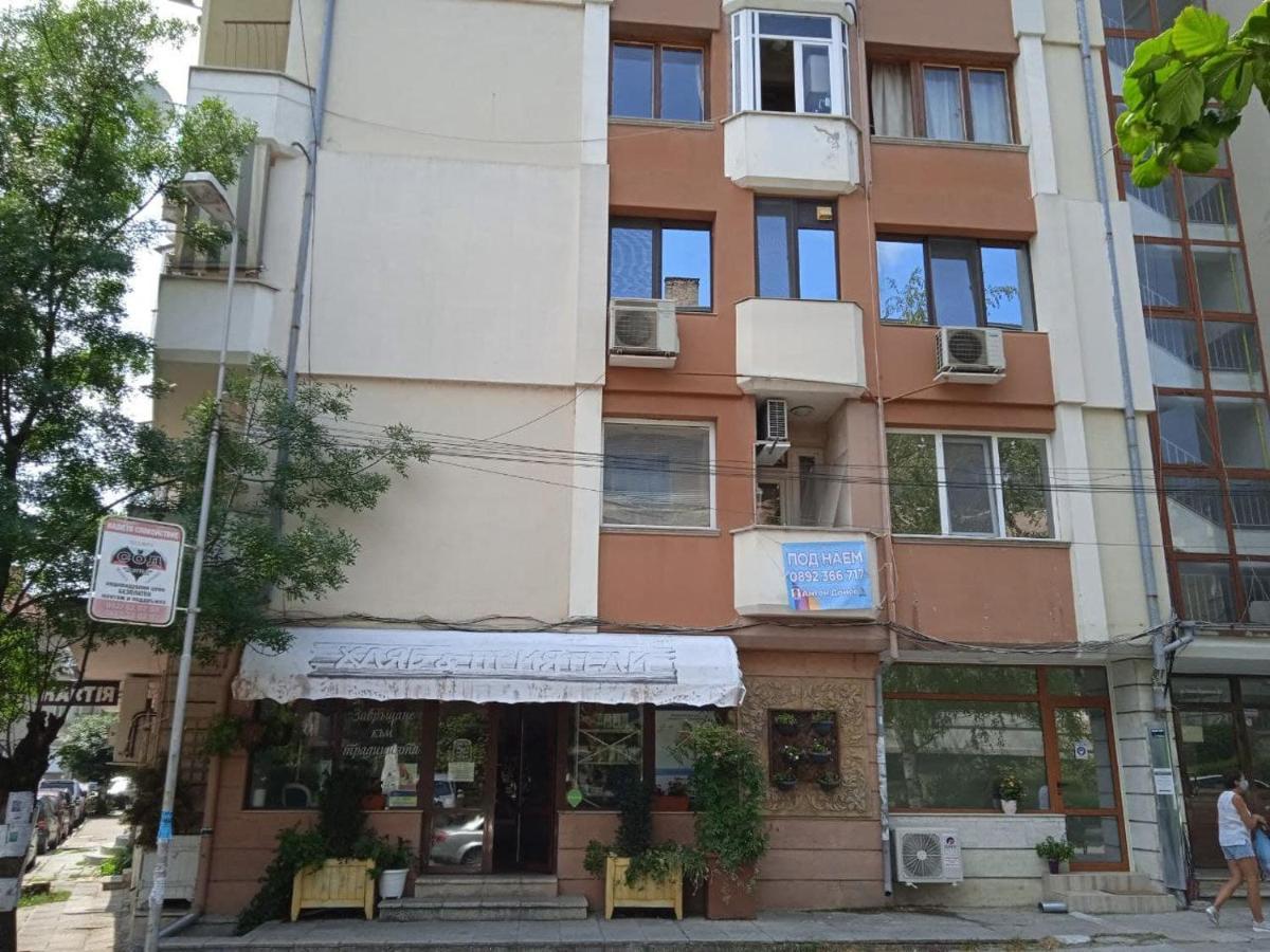 Джессика Апартмент Veliko Tarnovo Eksteriør billede