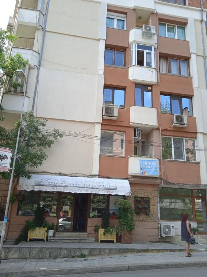 Джессика Апартмент Veliko Tarnovo Eksteriør billede
